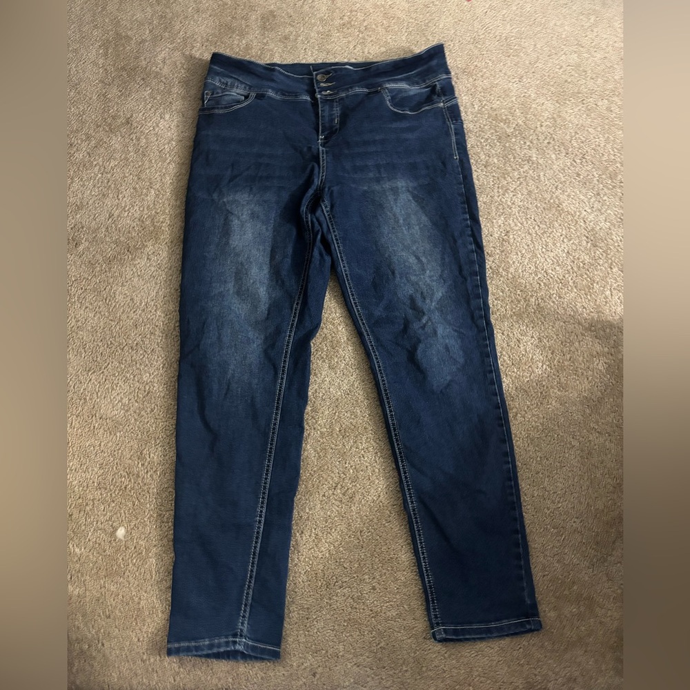 Harmony by Havoc Distressed High Waist 3 Button Jean